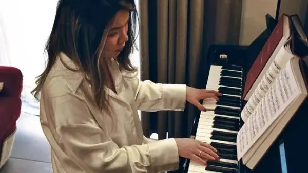 img of Joven pianista china, llegó a la fe preguntándose por ese «Dios que muere» en una obra de Vivaldi