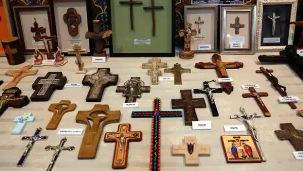 img of La tienda de cruces