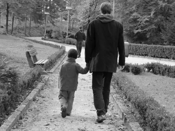 img of Un padre rico quiere enseñar la pobreza a su hijo